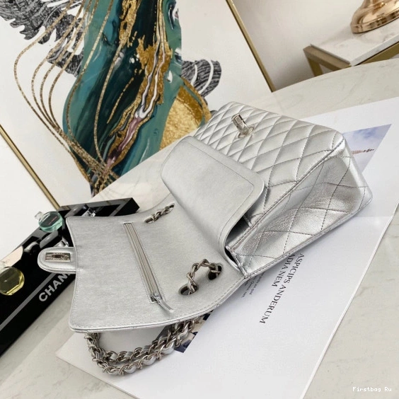 First Bag Ru CHANEL FLAP BAG 0811